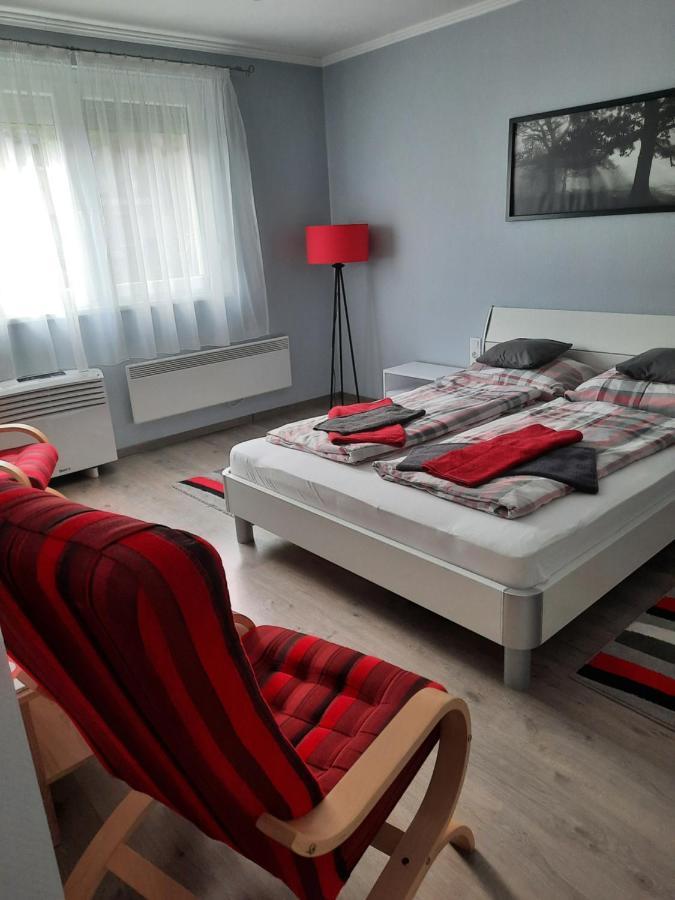 Kodály Apartman Eger Exterior foto