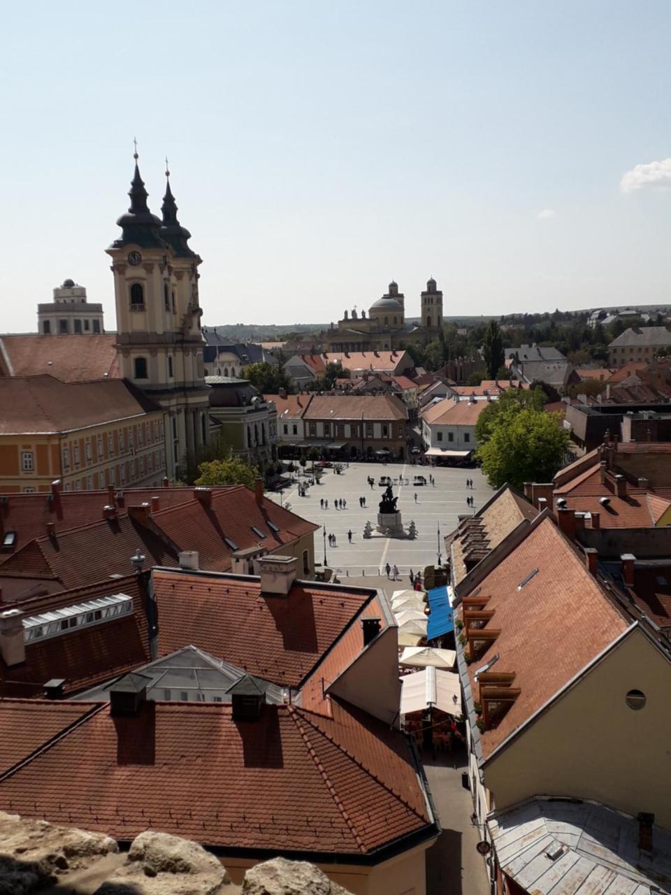 Kodály Apartman Eger Exterior foto